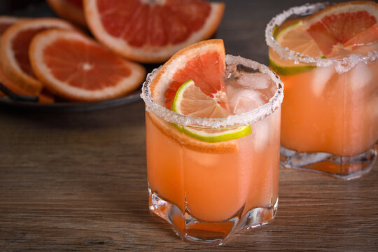 Pink Paloma is a great grapefruit and tequila cocktail recipe for any party.