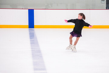 Fototapeta na wymiar Figure skating practice