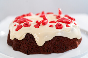 Red velvet bundt cake