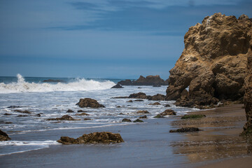Fototapeta na wymiar Malibu, California, El Matador Beach