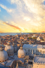 Fototapeta na wymiar Beautiful view of the Venetian lagoon and Venice, Italy