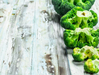 Lots of fresh broccoli.