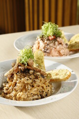 Japanese garlic mushroom shirataki pasta with garlic bread