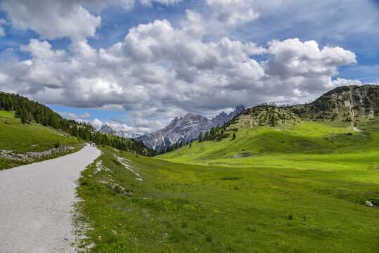 Wanderweg an der Plätzwiese in Südtirol
