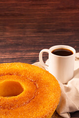 Café com Bolo de Milho tradicional brasileiro