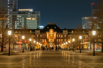 Fototapeta na wymiar 行幸通りから見る東京駅の夜景 東京丸の内