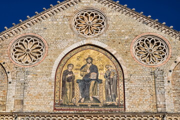 spoleto, italien - mosaik an der cattedrale di santa maria assunta