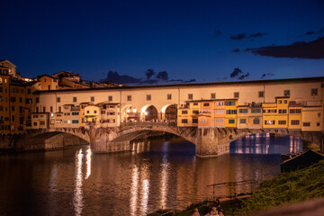 Fototapeta premium Ponte Vecchio over Arno river in Florence, Italy