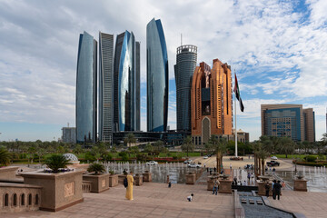 Fototapeta na wymiar Abu Dhabi Emirates Towers