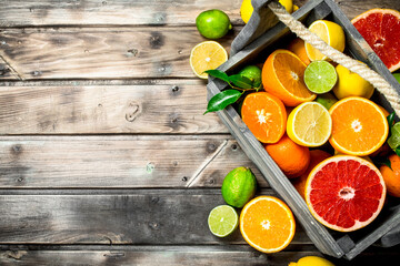 Pieces of fresh citrus in the box.