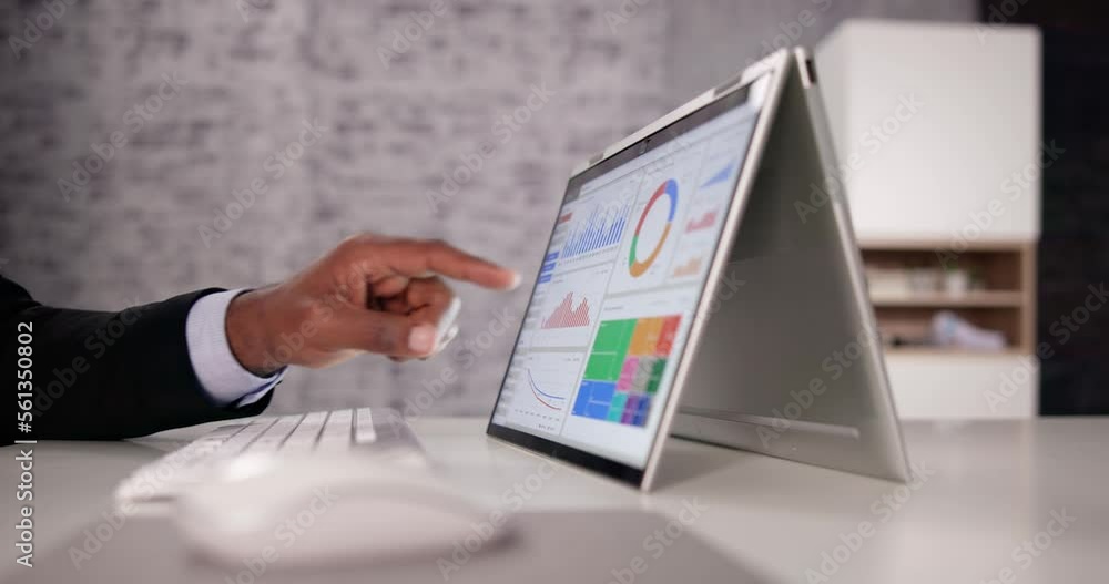 Poster Data Analyst Using Data Analytics KPI