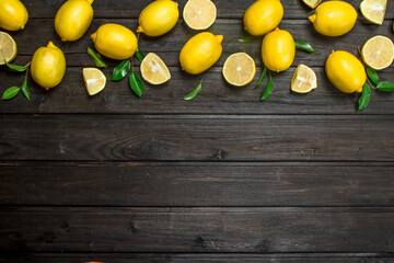 Fototapeta na wymiar Fresh juicy lemons.