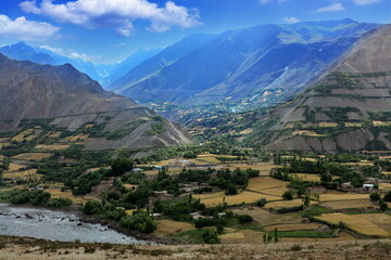 Fototapeta na wymiar Pamir mountains