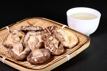 干し椎茸と椎茸茶