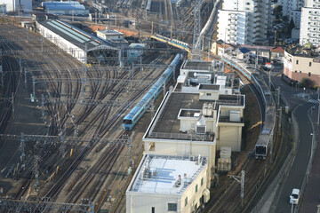 相模大野駅に到着する車両