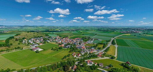 Ausblick auf das Nördlinger Ries in Nordschwaben vom südlichen Kraterrand © ARochau