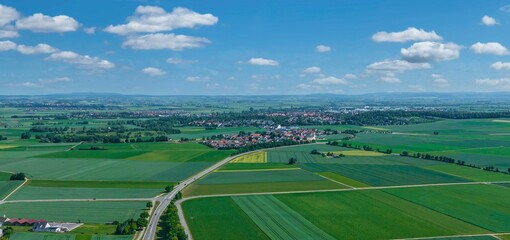 Ausblick auf das Nördlinger Ries vom südlichen Kraterrand bei Holheim © ARochau