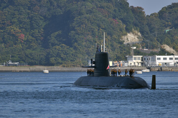 Fototapeta premium A Japan Maritime Self-Defense Force submarine leaving Yokosuka Port in Japan.