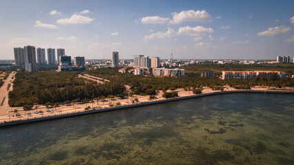 Naklejka premium Aerial drone photo of Cancun, Mexico