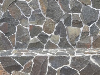 A stone wall arranged