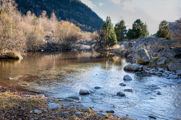 Backwater in the curve of the Refugi Conangles river