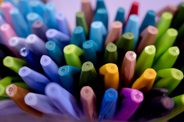 Obraz premium Background of lots assorted colorful marker pen set