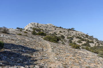 Fototapeta na wymiar Trail to the top of the Falcon Sokol mountain. Crimea