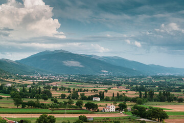 Fototapeta na wymiar Umbria countryside view
