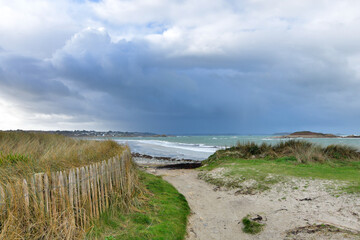 Fototapeta na wymiar Paysage de mer à Penvénan en Bretagne - France