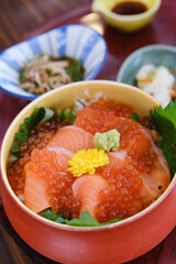 海鮮丼
