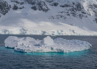 drift ice on the Antarctic sea