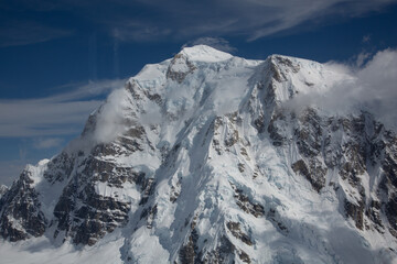 Obraz premium mountains in denali national park in alaska