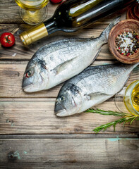 Raw sea fish with spices and white wine.