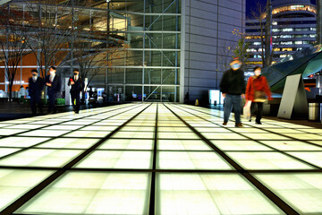 東京国際フォーラムの光る通路