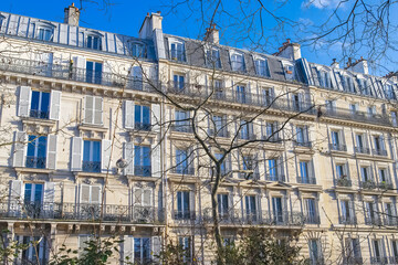 Fototapeta na wymiar Paris, typical facade, beautiful building boulevard Richard-Lenoir, in the 11e arrondissement