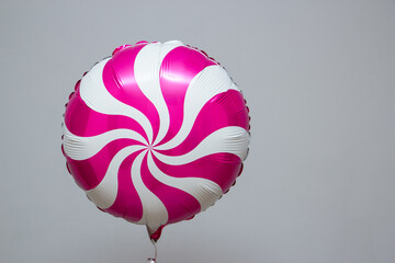 round foil balloon raspberry caramel