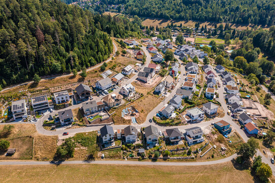 Germany, Baden-Wurttemberg, Bad Herrenalb, Aerial view of new modern development area in summer