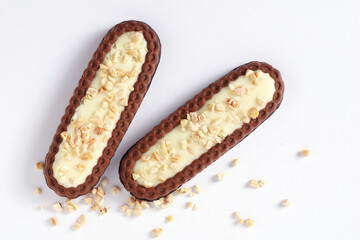Biscuits with cream flavored filling