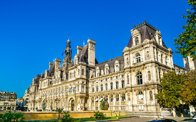 Fototapeta na wymiar City Hall or Hotel de Ville in Paris, the capital of France