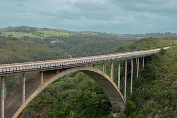 Fototapeta na wymiar Landscape view of bridge with nature background