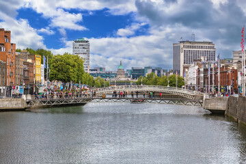 Naklejka premium Liffey river, Dublin, Ireland