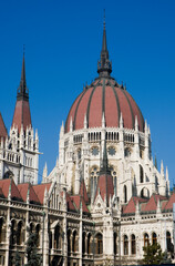 Obraz premium The Parliament Building. Budapest, Hungary. Mid shot of main tower.