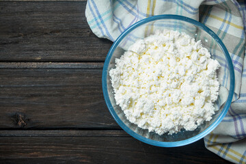Cottage cheese in bowl .
