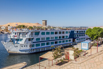 Fototapeta na wymiar Cruise ship on the river Nile in Aswan, Egypt