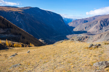 View of Chulyshman valley in Altay mountains in the autumn