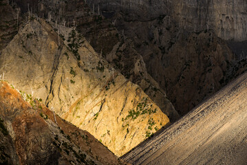 roca, naturaleza, paisaje, gemas, barrancos, montagna, río, cavas, acuático, árbol, roca, desierta, aparcar, geología, viajando, acantilado, montagna, nativo, cascada, ciudadano