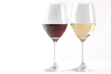 ワイングラス　赤ワインと白ワイン