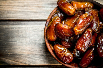 Dates in bowl.