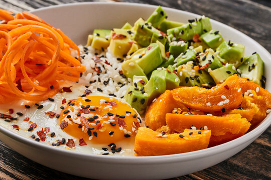 Aguacate, zanahoria, arroz, pejibaye,