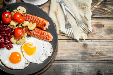 traditional English breakfast. Snacks with fresh coffee.